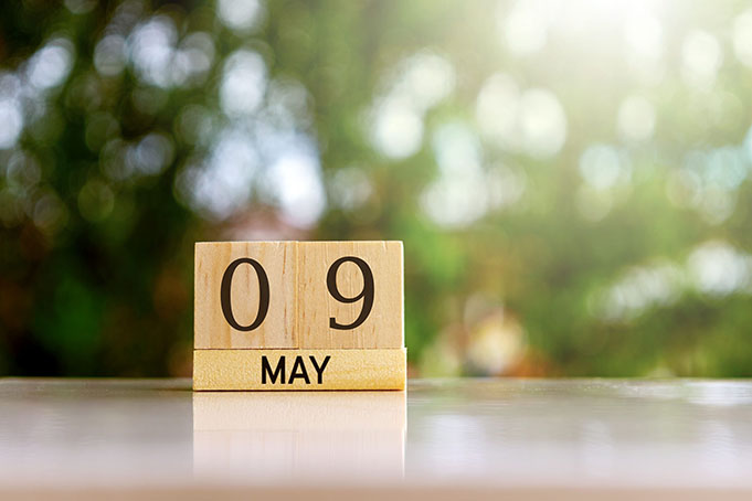 График работы салона Сагарди в мае